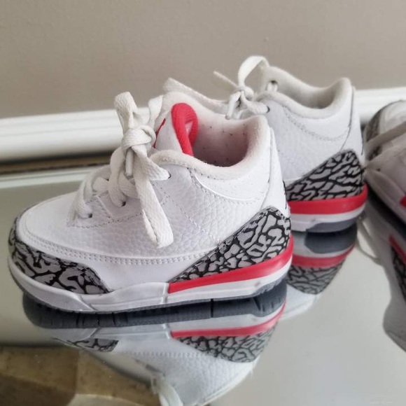 Infant shoes 2 c freshly picked, Jordan’s 5 C, - Picture 2 of 8